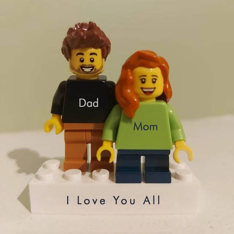 Personalisierte Figuren auf personalisiertem Ziegel
