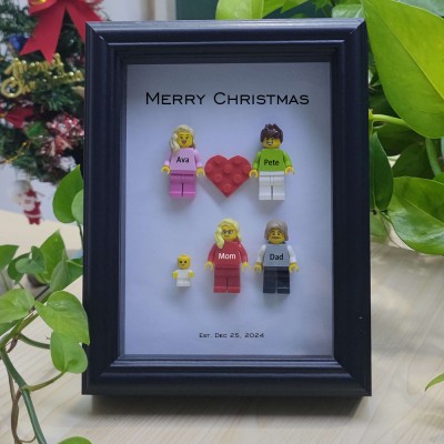 Gestalten Sie Ihren persönlichen Minifiguren-Rahmen als Geschenk mit Namensgravur für die Familie