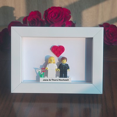 Erstellen Sie Ihren personalisierten Minifigurenrahmen mit Namensgravur für Paare
