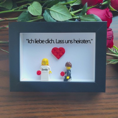 Erstellen Sie Ihren personalisierten Minifigurenrahmen mit Namensgravur für Paare