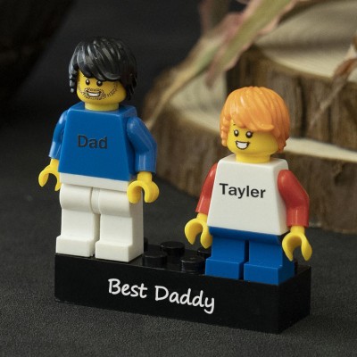 Personalisierte Figuren auf personalisiertem Ziegel
